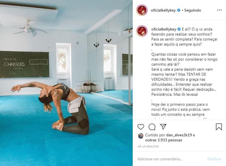 A atriz compartilhou com seus seguidores que começou a fazer yoga e aproveitou para fazer um grande texto sobre motivação 