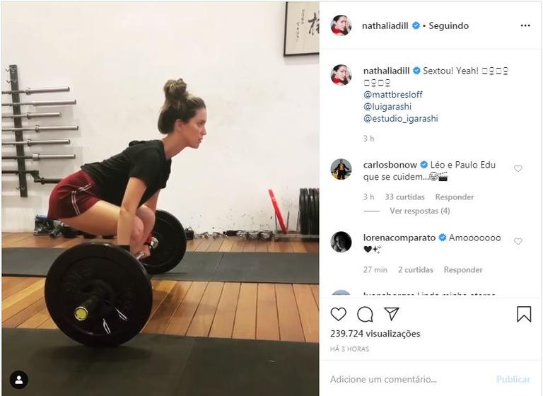 A atriz compartilhou um vídeo de seu treino e chamou atenção de seus seguidores por sua força 