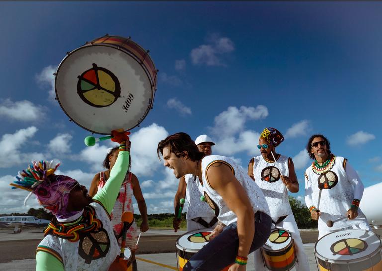 Luan Santana lança nova música como hit do Carnaval