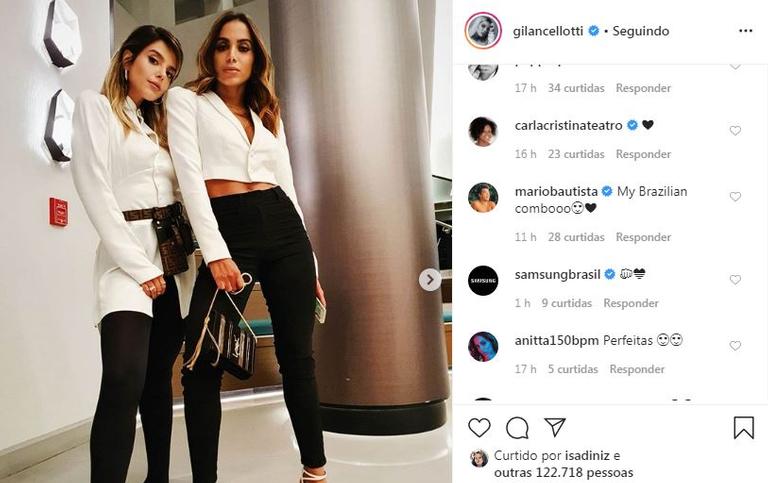 Giovanna Lancellotti posa com Anitta e fãs elogiam