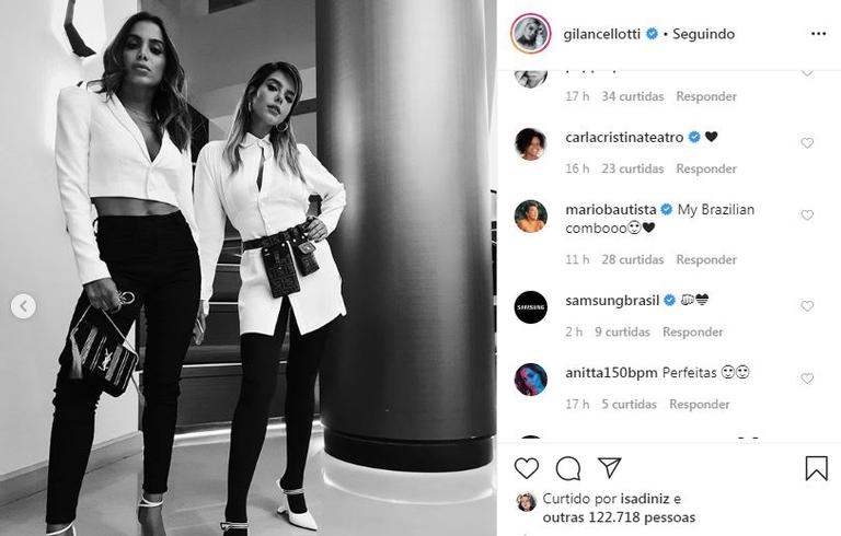 Giovanna Lancellotti posa com Anitta e fãs elogiam 