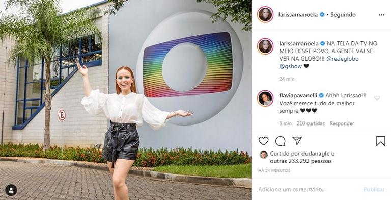 Larissa Manoela oficializou sua ida para a TV Globo e comemorou usando as redes sociais