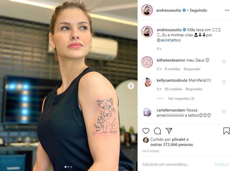 Andressa Suita faz tattoo em homenagem aos filhos