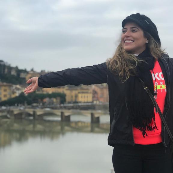 Camilla Camargo relembra viagem a Itália