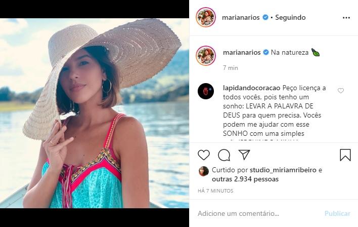 Mariana Rios aparece em clique de chapéu e arranca elogios