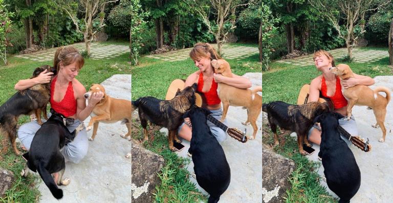 Paolla Oliveira surge trocando carinhos com os seus pets