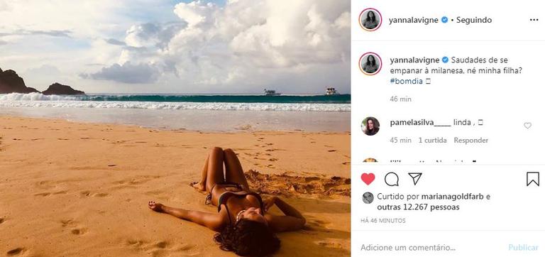 Yanna Lavigne relembra clique na praia