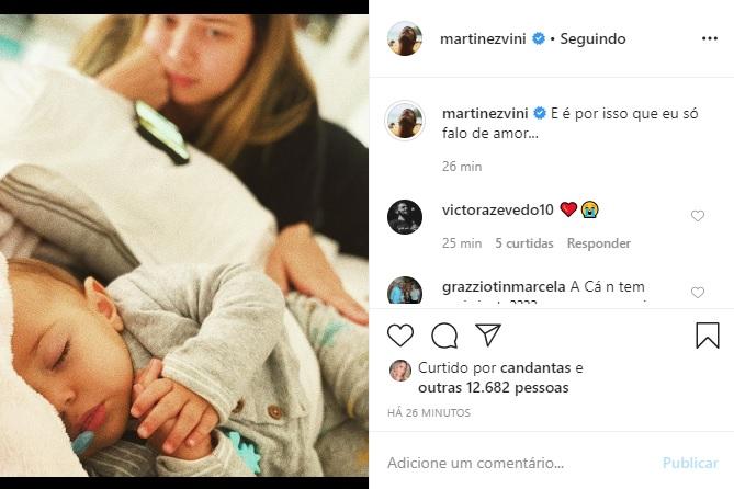 Vinicius Martinez se declara para o filho nas redes sociais