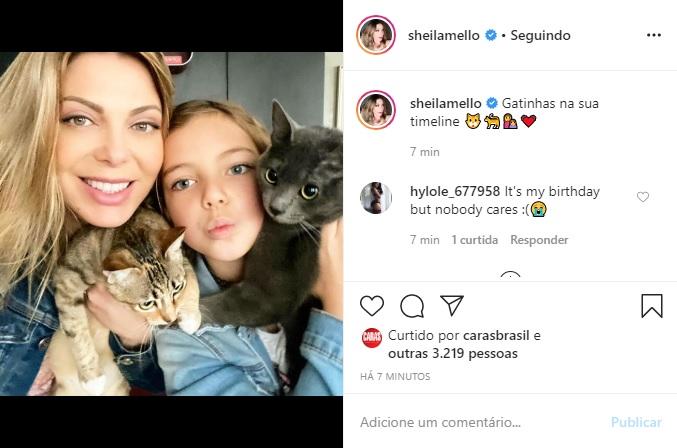 Sheila Mello e a filha arrancam elogios em clique com gatos