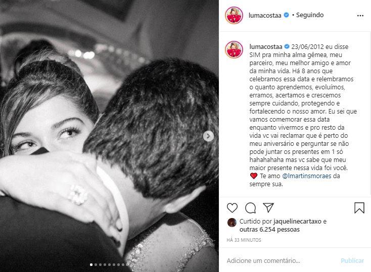 Luma Costa comemora oito anos de casada com Leo Martins