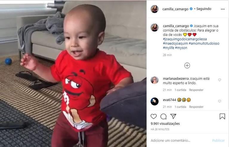 Camilla Camargo faz video fofo do filho andando
