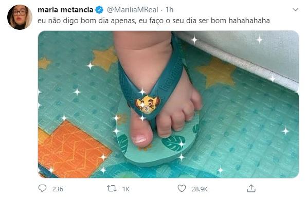 Marília Mendonça mostra Léo usando chinelo e encanta a web