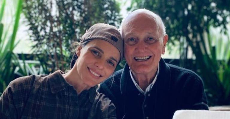 Pai de Fernanda Lima morre após quase 120 dias internado e atriz presta homenagem emocionante