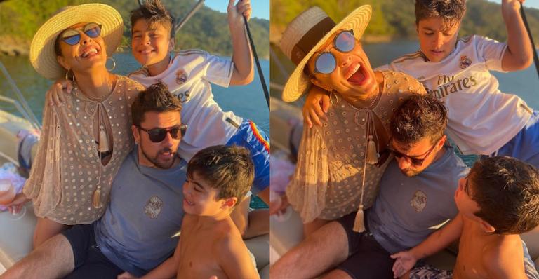 Juliana Paes se diverte em passeio de barco com a família