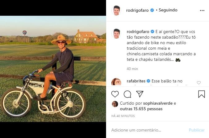 Rodrigo Faro arranca risadas com clique andando de bicicleta