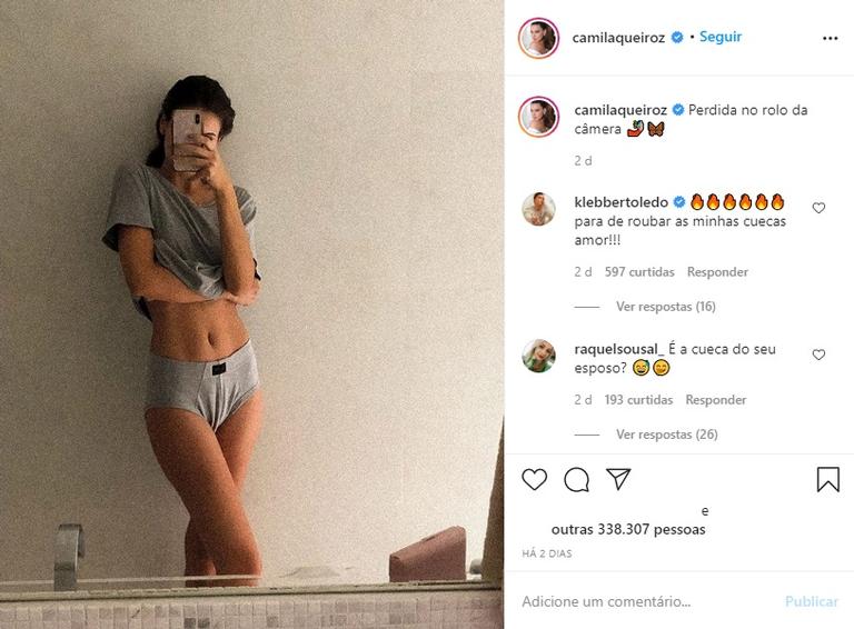 Camila Queiroz posa com roupa íntima de Klebber Toledo