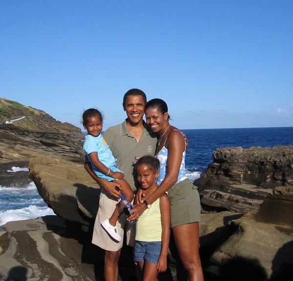 Michelle Obama comemora aniversário de Barack Obama