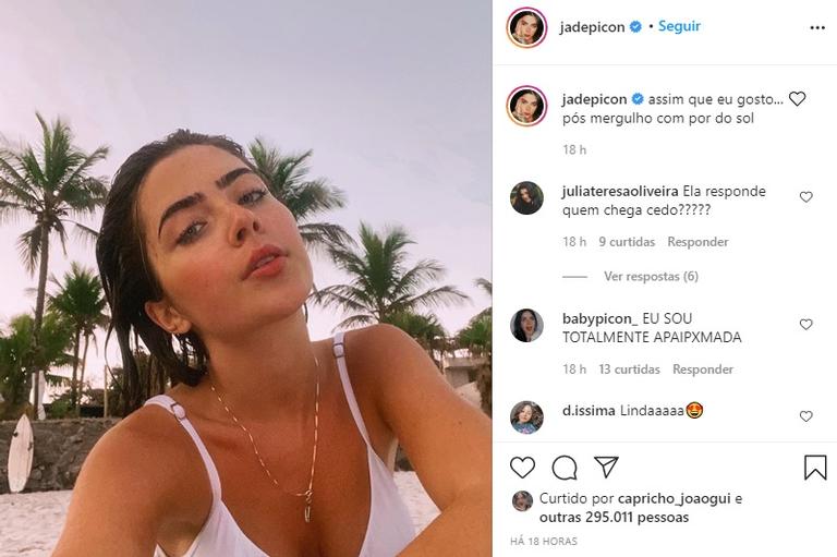 Jade Picon compartilha clique pós mergulho no mar