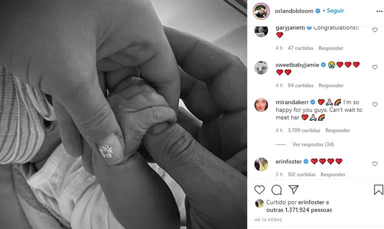 Miranda Kerr parabeniza Orlando Bloom pelo nascimento de sua filha