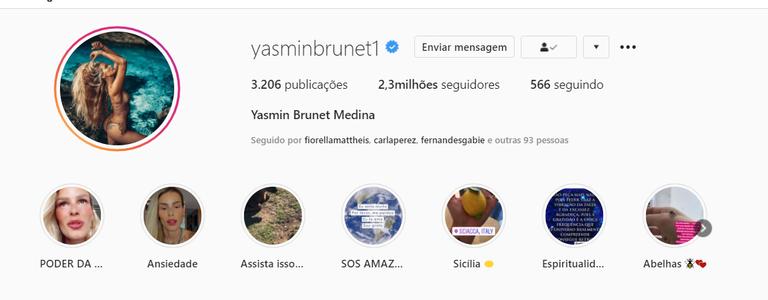 Yasmin Brunet inclui sobrenome de Medina na web