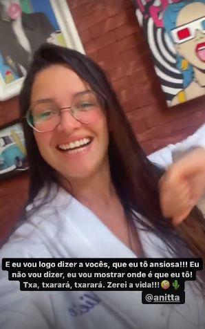 Juliette conta que está 'morando' na casa de Anitta, no Rio
