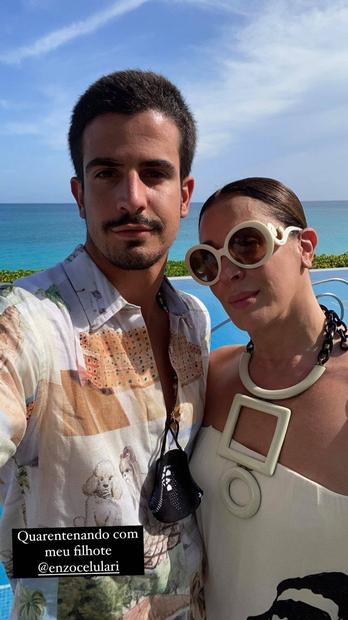 Claudia Raia publica lindo clique com o filho, Enzo Celulari