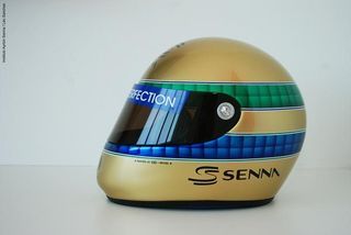 Capacete de Senna vale R$ 16 mil