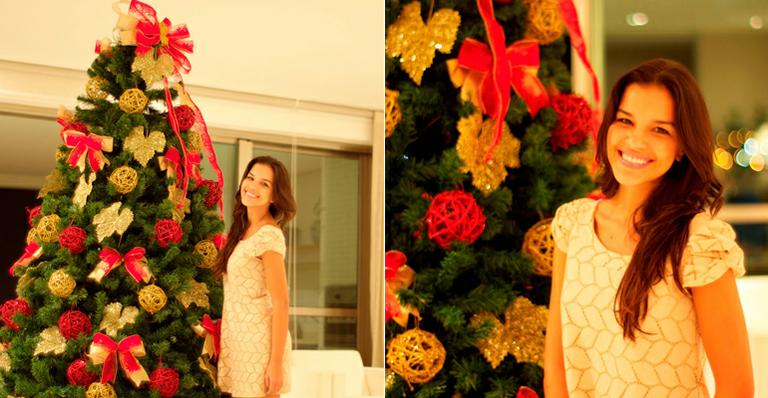 <strong>Mariana Rios</strong> mostra a decoração da sua árvore de Natal