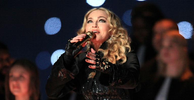 <strong>Madonna</strong> ganha hematomas após horas de ensaio para nova turnê