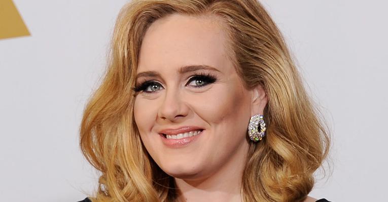 <strong>Adele</strong> faltará à pré-estreia de 'Operação Skyfall' porque não quer sair do lado do filho