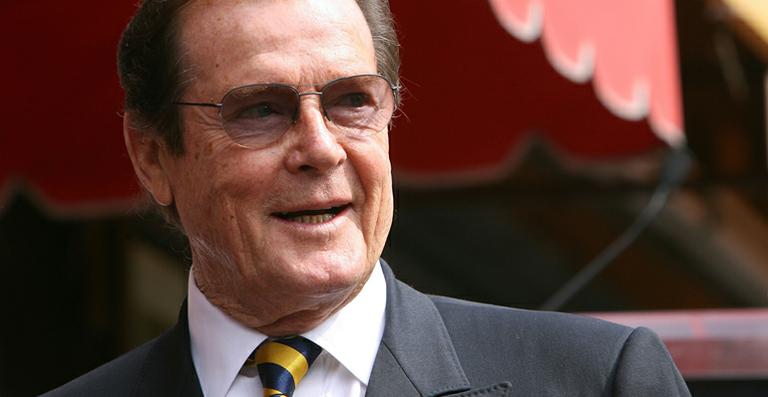 Ator de '007', Roger Moore morre aos 89 anos