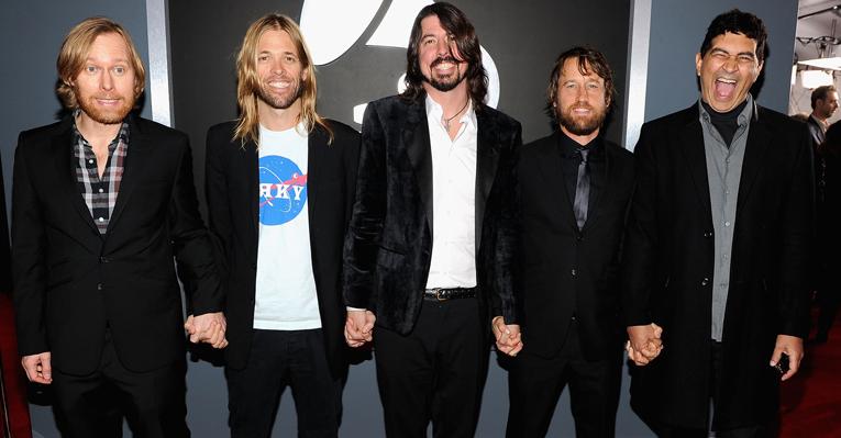 Apesar de considerarem tempo na carreira, Foo Fighters negam separação