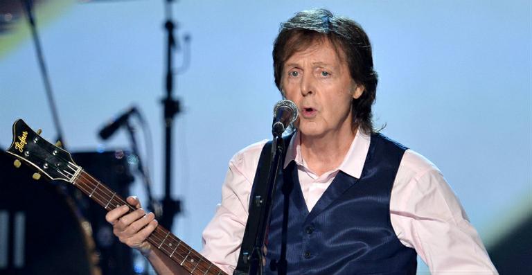 Paul McCartney revela depressão após fim da banda Beatles
