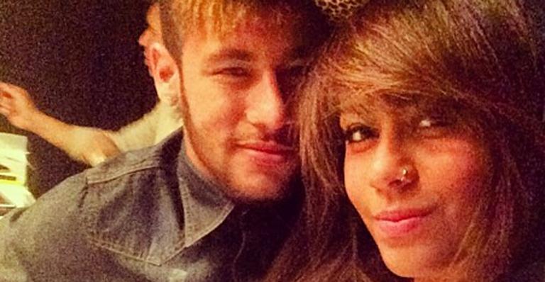 Rafaella deseja boa sorte para Neymar: 