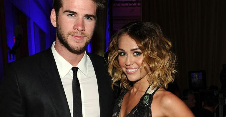 Confirmado: Miley Cyrus está noiva de Liam Hemsworth