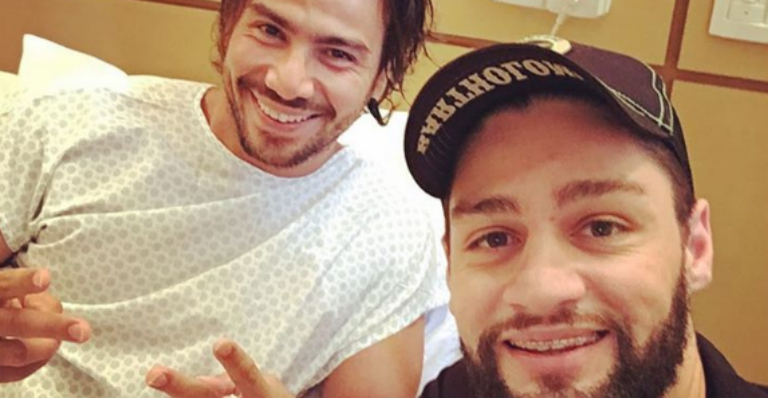 Munhoz visita Mariano no hospital: 