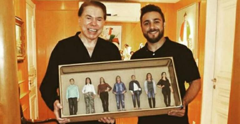 Silvio Santos e sua família viram bonecos em miniaturas