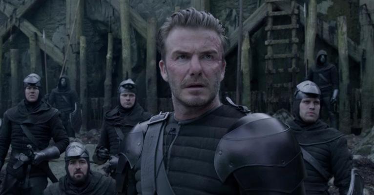 David Beckham é detonado após atuar em Rei Arthur e é comparado a uma pedra