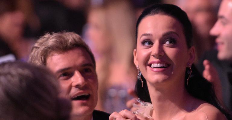 Reataram? Katy Perry e Orlando Bloom vão juntos ao show de Ed Sheeran