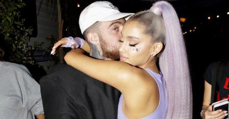 Após morte do ex-namorado, Mac Miller, Ariana Grande adota cachorro do rapper