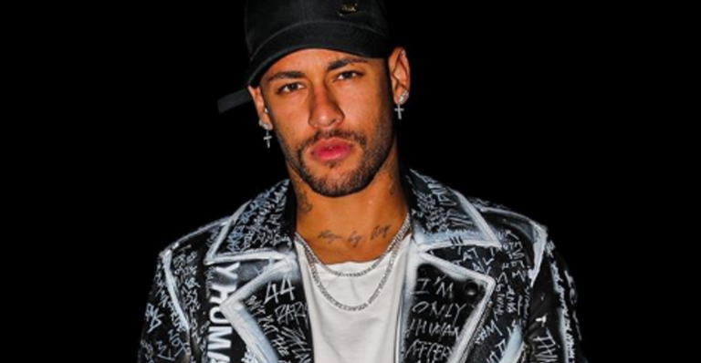 Emocionado, Neymar Jr. solta a voz em sua festa de 27 anos: ''A gente possa se encontrar de novo''