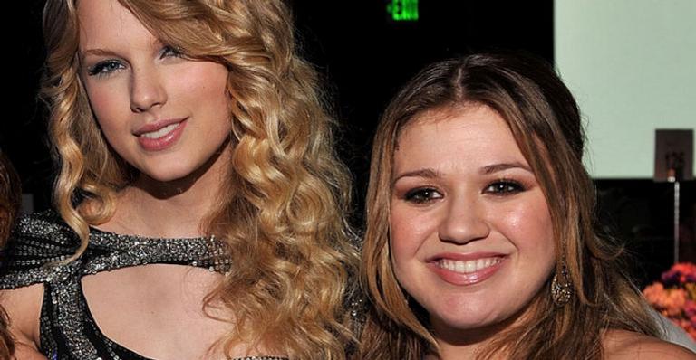 Kelly Clarkson ajuda Taylor Swift a resolver treta com Scooter Braun