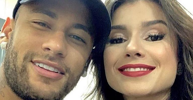 Após se apresentar com Neymar, Paula Fernandes recebe criticas dos fãs: ''Mal acompanhada''