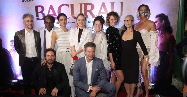 Sonia Braga e elenco do filme 'Bacurau', são prestigiados em premiere no Rio