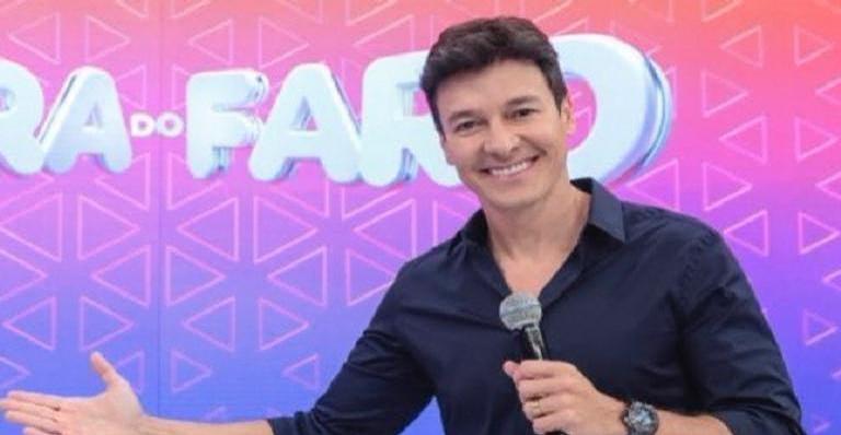 Rodrigo Faro preocupa fãs ao ser afastado de programa de TV após problemas de saúde