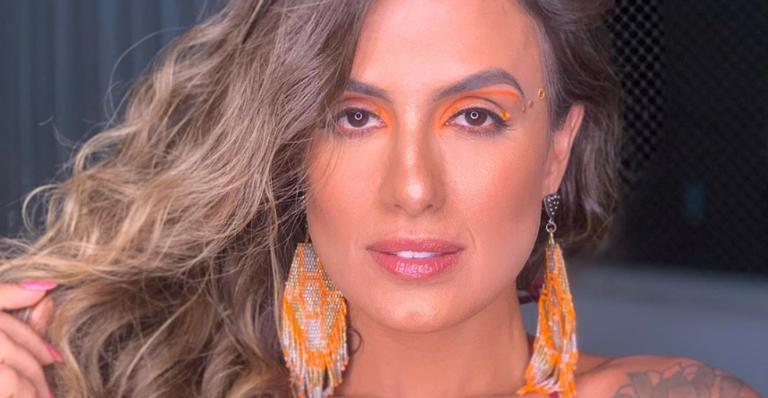 Ex-BBB Carol Peixinho enaltece mulheres com clique ousado na web: ''Somos maravilhosas''