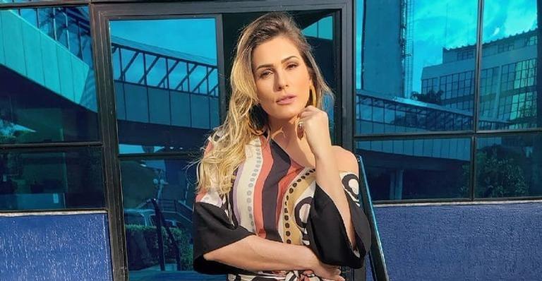 Lívia Andrade volta para o programa 'Fofocalizando' sem o posto de apresentadora!