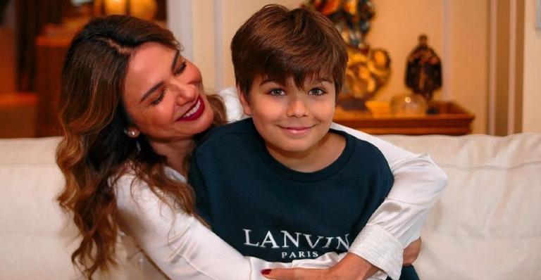 Luciana Gimenez posa com o filho caçula e faz belíssima declaração nas redes sociais