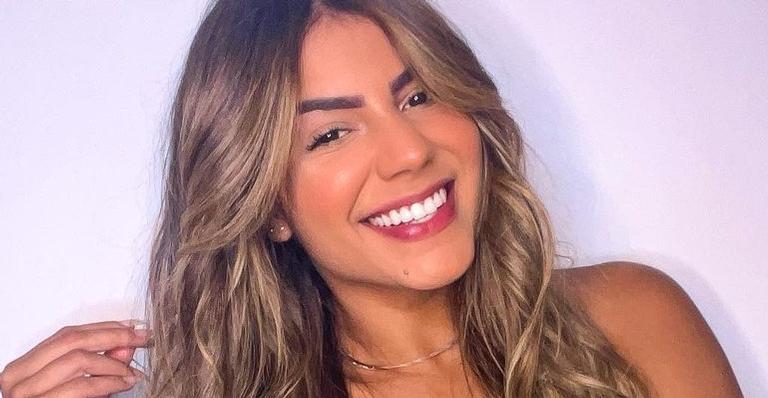Hariany Almeida ostenta corpão em clique de biquíni e deixa web babando: ''Deusa demais''