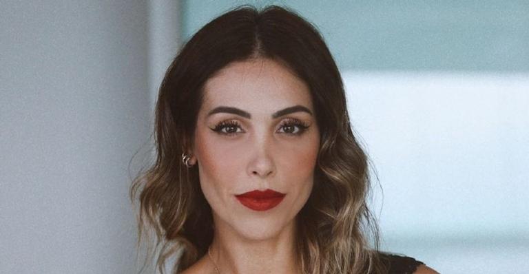Bella Falconi faz reflexão nas redes sociais: ''Ser autêntico é libertador''